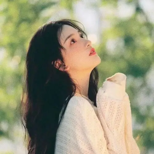 头像| 女生:成为可以照亮这个世界的大人吧