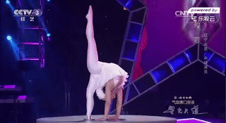 探秘柔术美女超软肢体:全身折6次吓傻评委