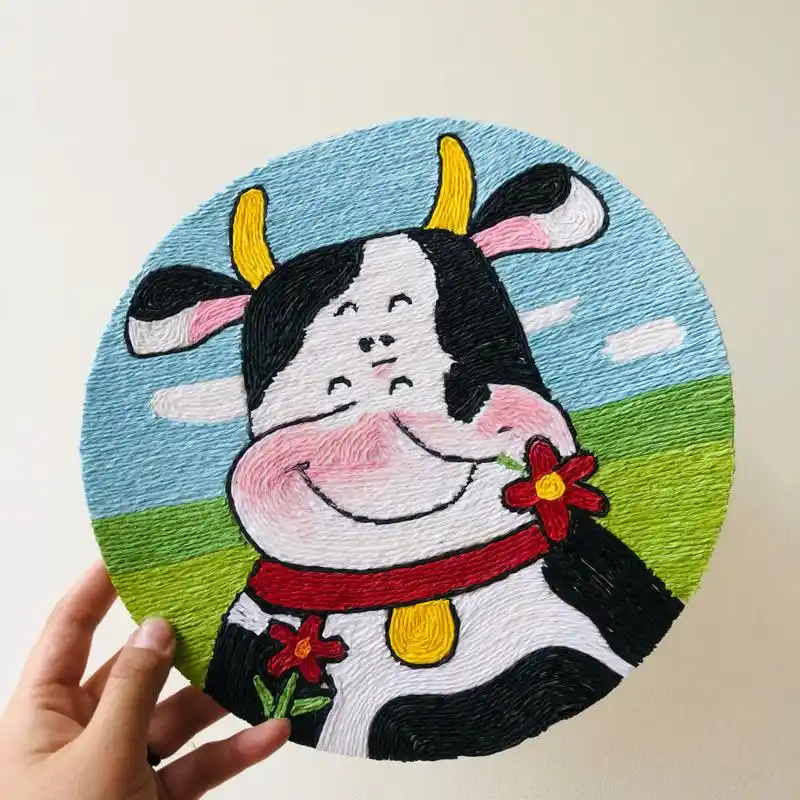 3.将纸绳沿稿线贴紧!一定要贴紧!