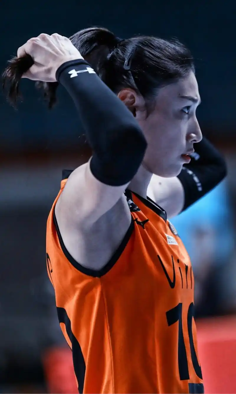 原创国际排联专访金软景:不要满意现在的自己 赢球是唯一被认可途径