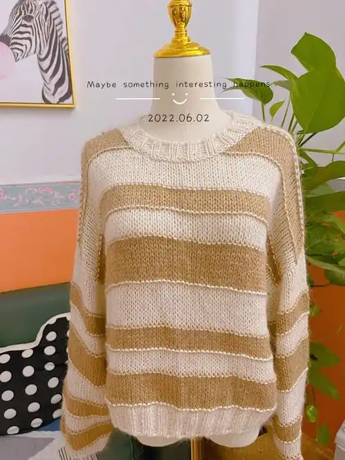 挑战原创手工毛衣之第②件最近实在太忙了,没有太多的时间织毛衣,那就