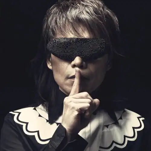 伍佰老师/梦醒时分,请闭眼