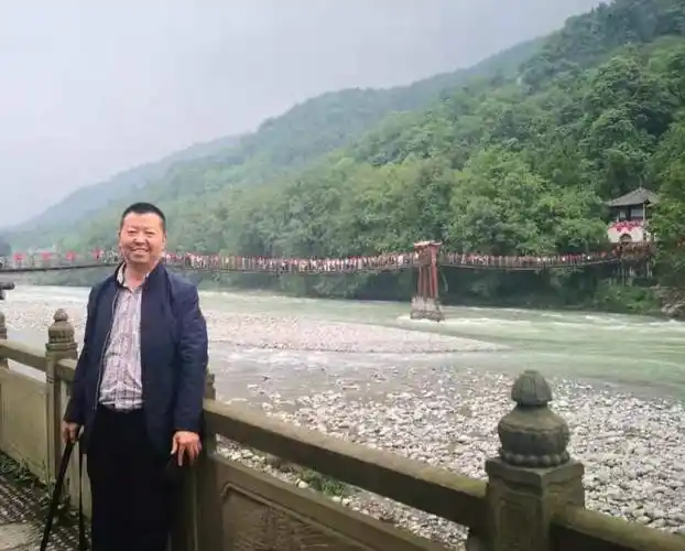 图画中的都江堰