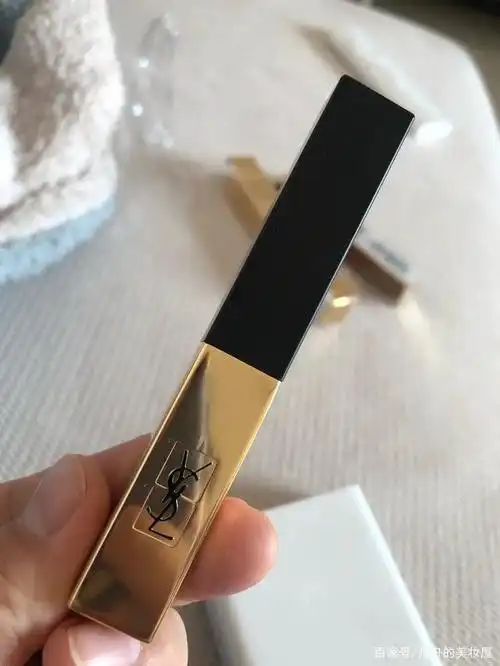 圣罗兰21号小金条唇膏复古哑光秋冬给你柔焦双唇