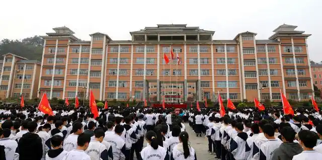 3月26日,"中国流动科技馆"三穗巡展活动在三穗县第三中学正式启动.