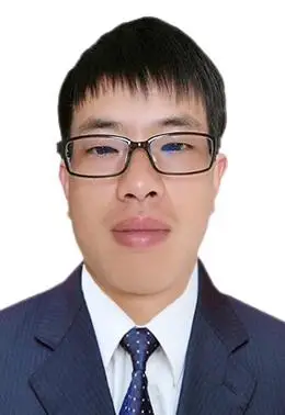 求大神p,白色背景,穿着西装的5分照