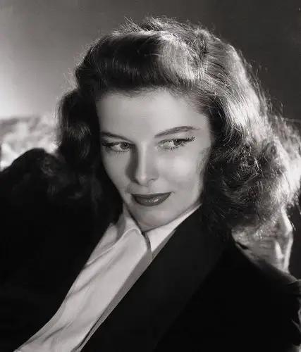 上个世纪最美的十位绝世佳人:图为出生于比利时布鲁塞尔的奥黛丽·