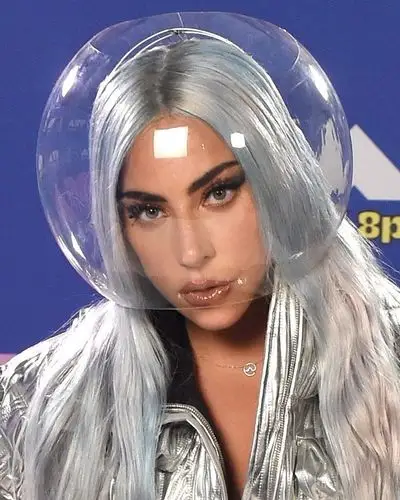 ladygaga横扫vma五项大奖成最大赢家嘎嘎小姐惊艳上演变装秀