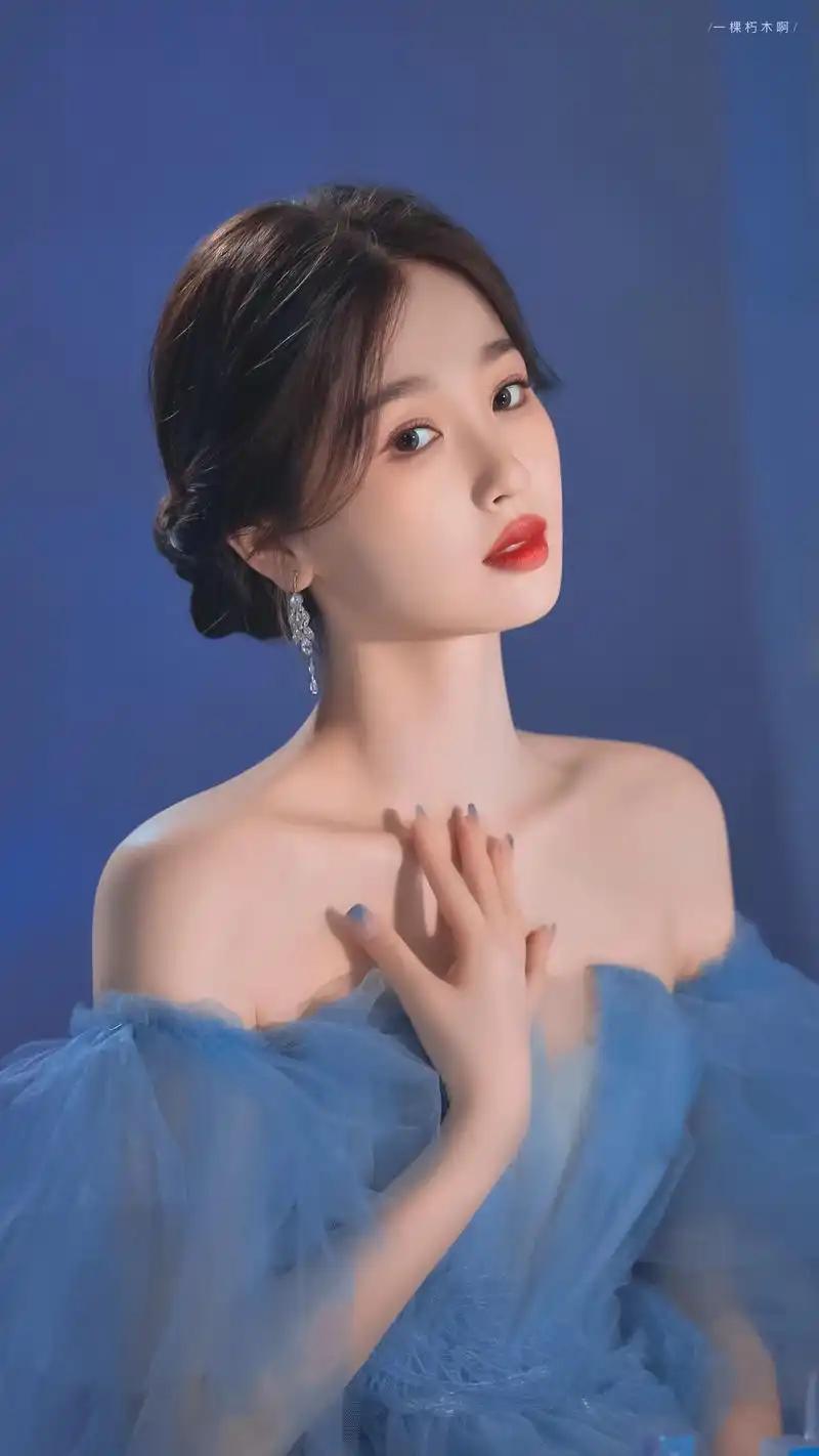 虞书欣 小公主一样美丽可爱