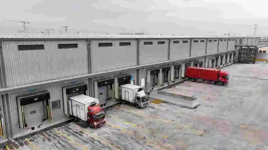 首要解决商家全渠道冷链发货需求,其次提供冷链仓储和冷链配送肺耨