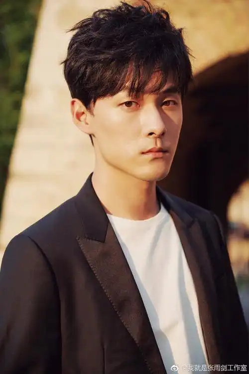 帅哥张雨剑