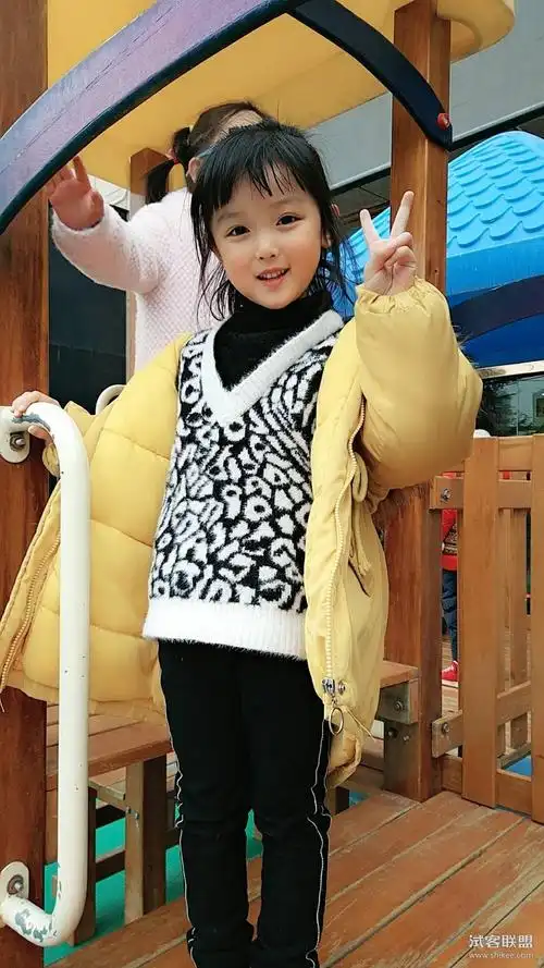 试用报告 -aa女童儿童连裤袜02.16y-alicen521