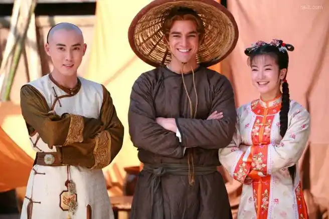 《新还珠格格》剧照-690x460.87k. -影视剧照 jz.n63.com