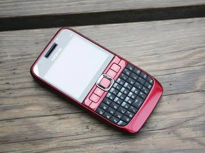 nokia诺基亚e63直板全键盘智能3g手机学生老人支持wifi超长待机 白色