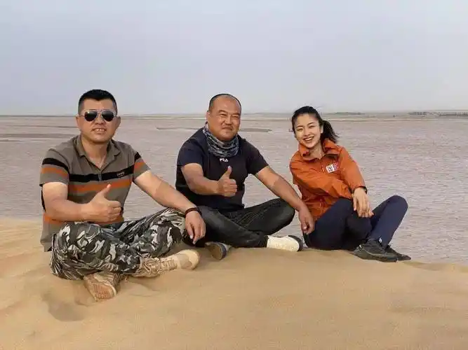 天南地北南传人 | 唐天骄:她有着看过世界的从容_工作_小时_专业