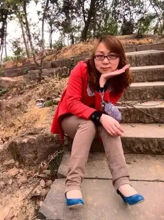 34岁离异女征婚照片(id:77610723)_四川内江征婚交友_珍爱网