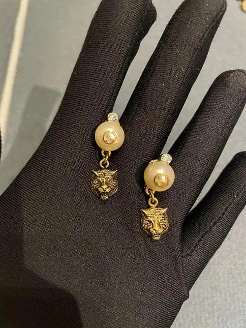 gucci珍珠耳环