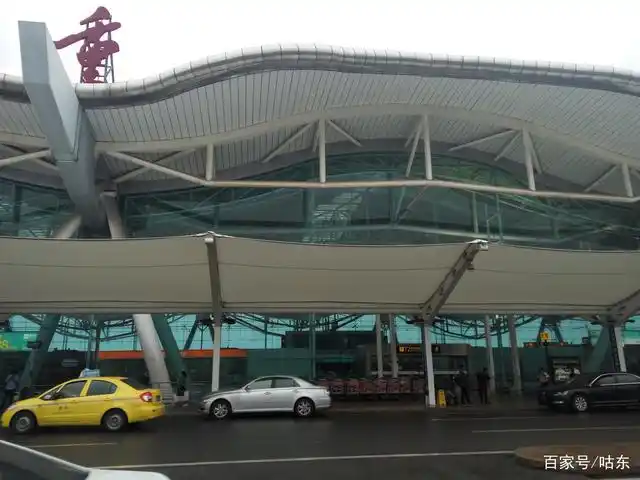 来了两次的重庆江北国际机场近距离看超大飞机圆了小时候的梦