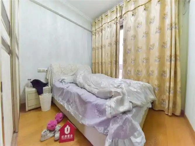 融创熙园三期4室2厅2卫近江南大学太高华莱乌