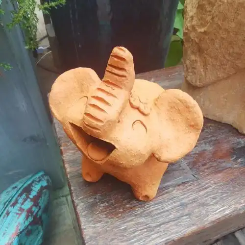 手工土陶摆件大象