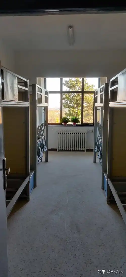 山西大学东山校区本科宿舍长啥样? - 知乎