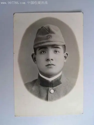 日本军官单人相片