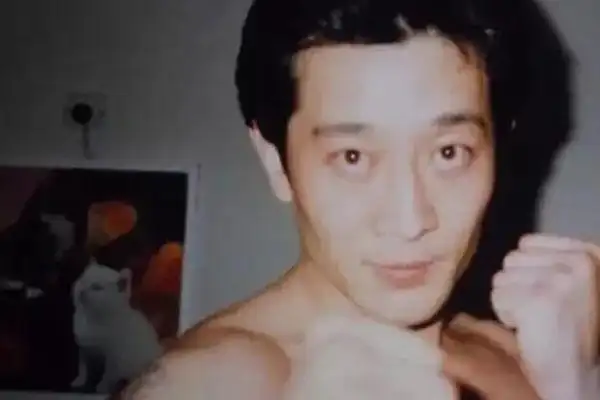 北京大佬闫京个人资料不论多有钱有势力在漫长的生命长河里都不过是