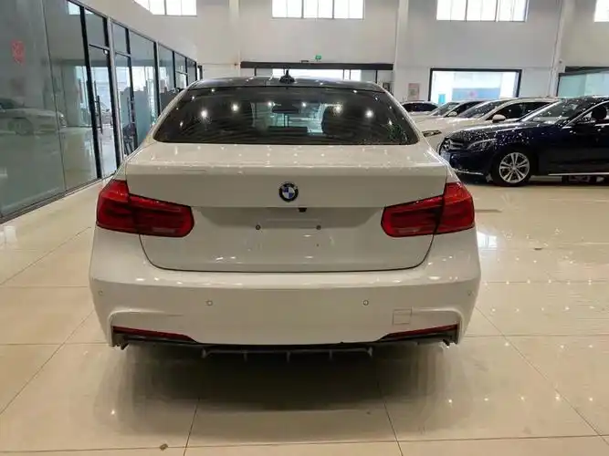 lim运动套 实表10万公里 液晶仪表 360°环影 _宝马3系社区_易车社区