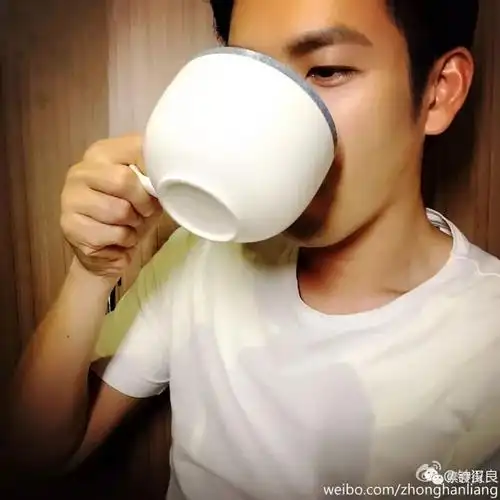 男神钟汉良的不老秘诀:素食素心,42岁逆生长成20多岁的模样.