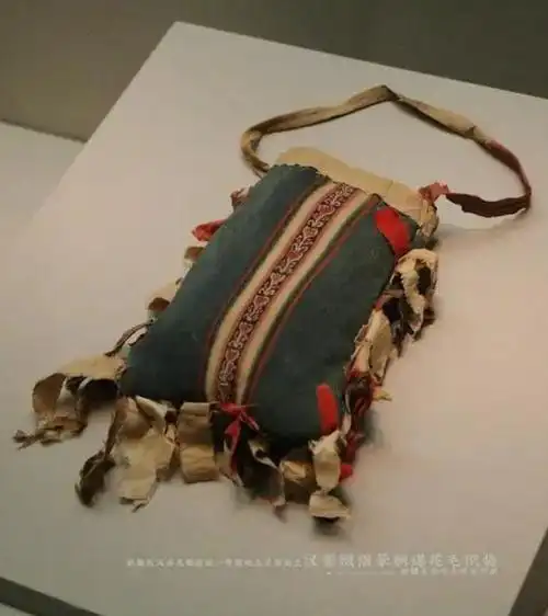 看到古代手提包,才明白"全世界大牌来自中国"绝不是说说而已
