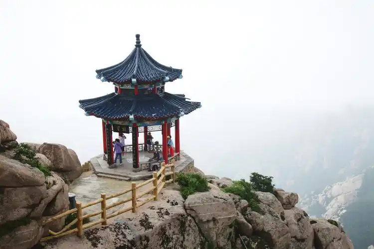 崂山风景区之巨峰