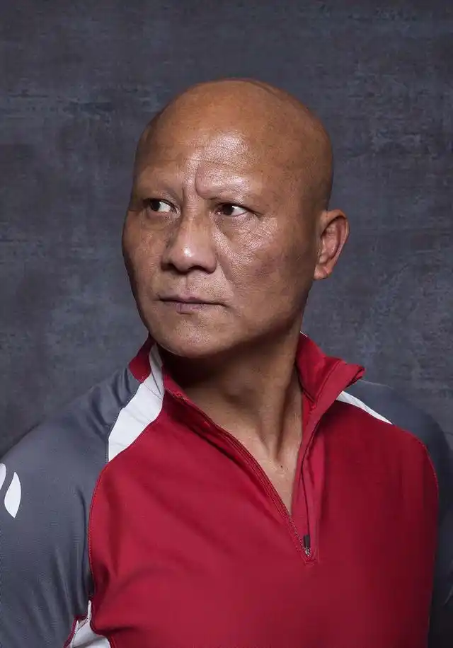 一代武打明星计春华因病不幸逝世,圈中好友纷纷表示痛心