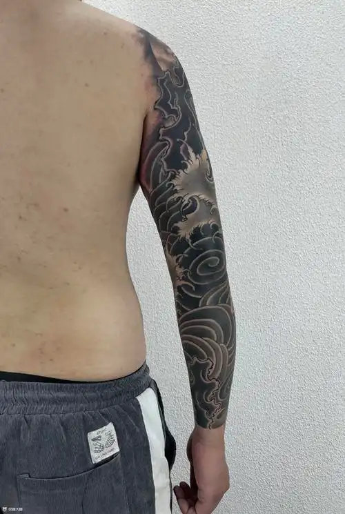 海浪手臂纹身图案大全 - 纹身大咖