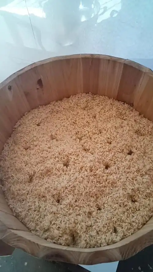 木桶糯米饭好了