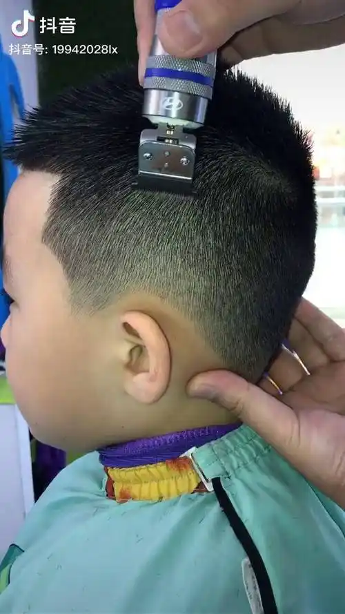 作品推广发型雕刻钻石