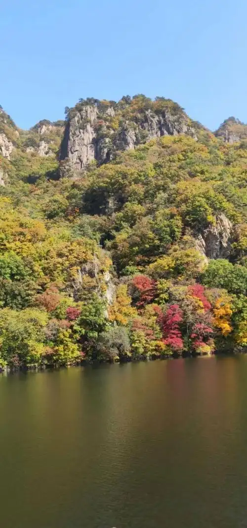 本溪关门山风景区几月份去好(秋渐凉晨露凝霜)(14)