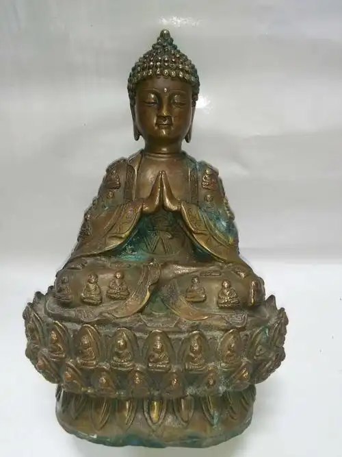 大明永乐年施万佛朝宗坐佛——————580—868万(人民币)