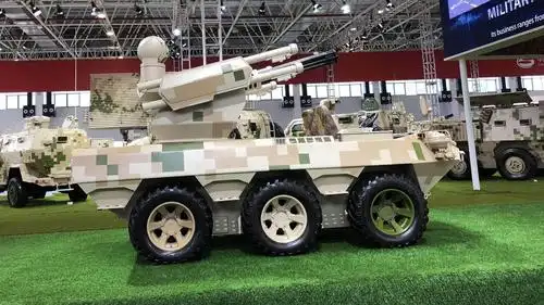 "山猫"可直接加装120毫米重型迫榴炮,足以让"悍马"相形见绌