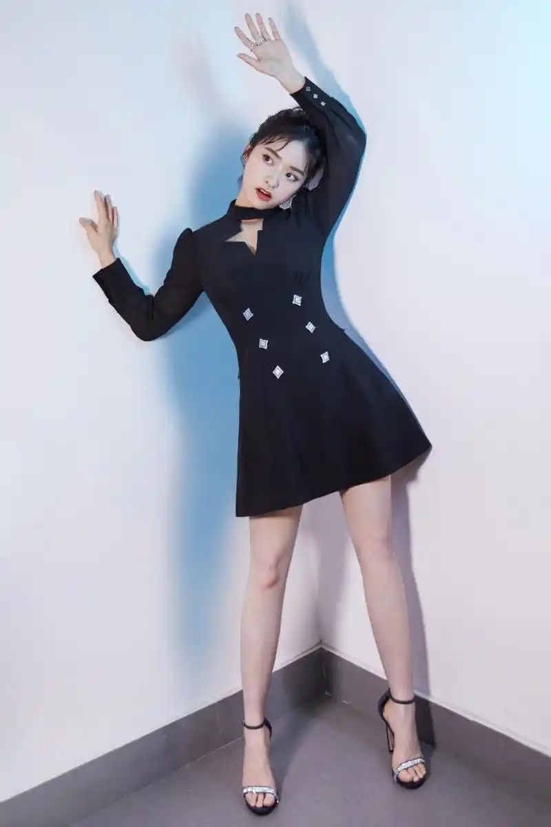 杨紫vs沈月,谁更好看?