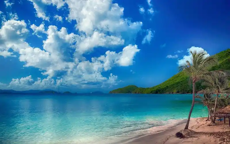 风景壁纸 > 正文  本文 清新大海风景壁纸_最美好的海边风景由小琴