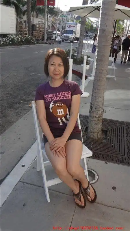 【转载】广东东莞的熟女 48岁