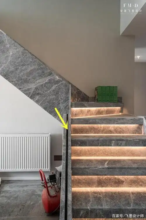 不改不知道楼梯从左移到右重新现浇转角设计未完工就足够美了