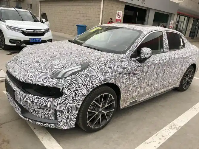 本工作室头号大间谍 发来的领克03谍照,1.