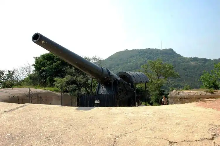 它是沙俄强租旅顺后,为加强旅顺口要塞海上防御体系… 电岩炮台位于