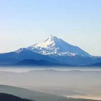 面对大山头像 面朝山峰的头像_微信头像图片大全