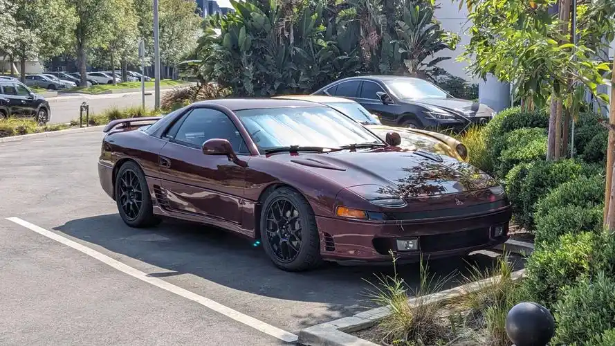 路过的93三菱3000gt vr4