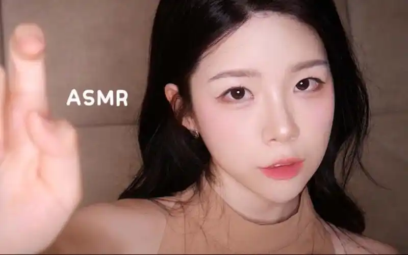 【yeonchu_助眠】女主播|asmr镜头抓挠与嘴巴声哄睡( 1920 x 1080 )