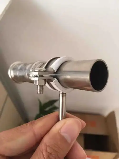 供应一寸不锈钢水管吊码 固定夹管 优质不锈钢支架dn25 规格齐全