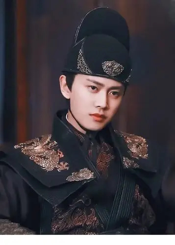 最帅古装男星润玉眉目清雅,陆绎高冷深情,妖帝邪魅深情小众男神