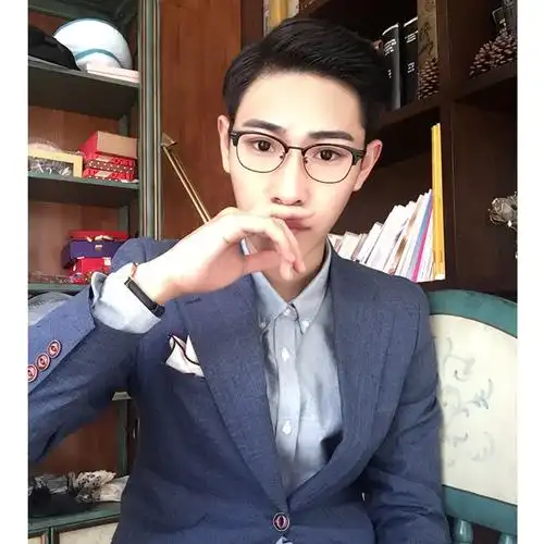 淘宝男装男包男鞋买家秀拍摄实拍自拍店主风男模特海宁皮衣